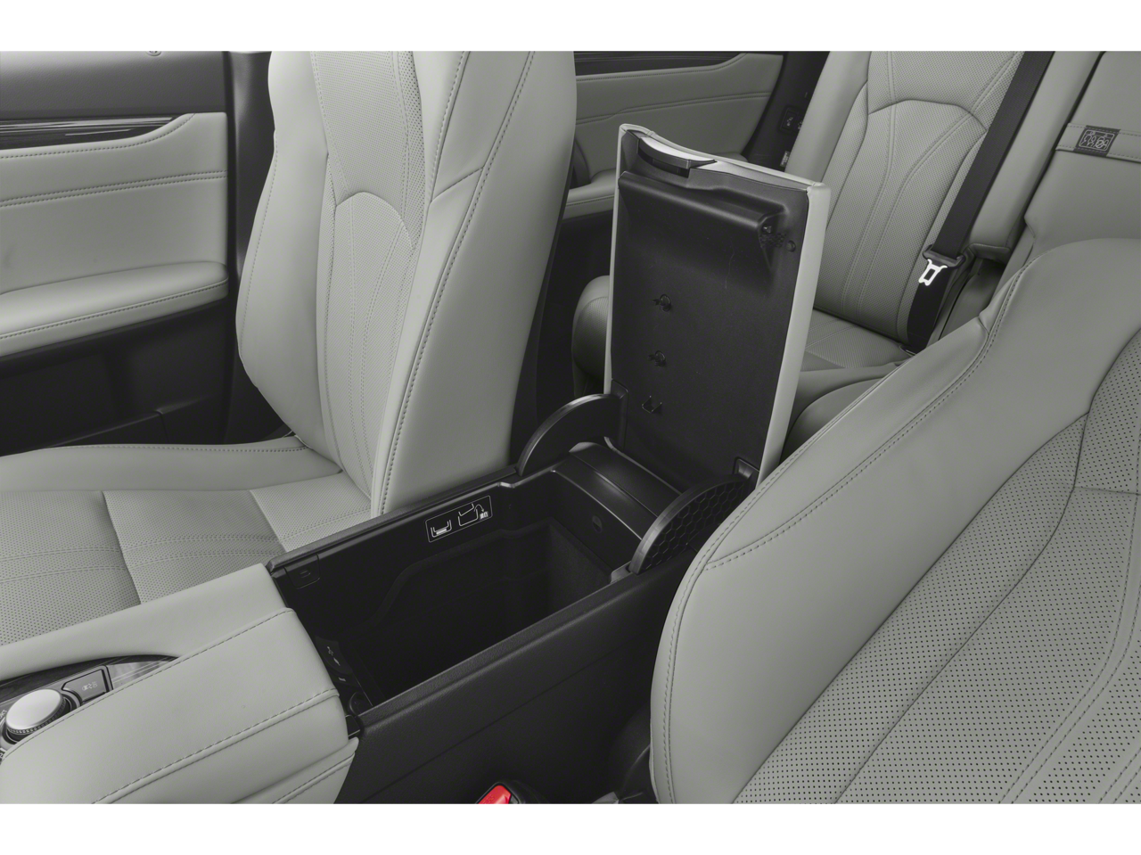 2019 Lexus RX RX 350L Sport Utility 4D