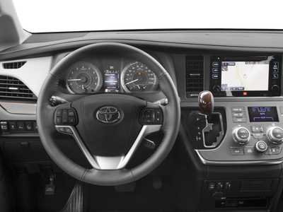2017 Toyota Sienna XLE Premium Minivan 4D