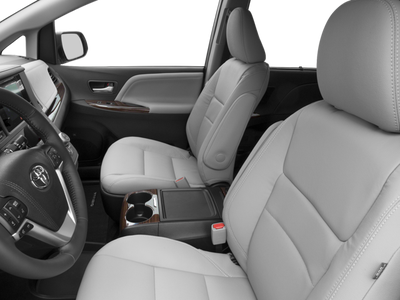 2017 Toyota Sienna XLE Premium Minivan 4D