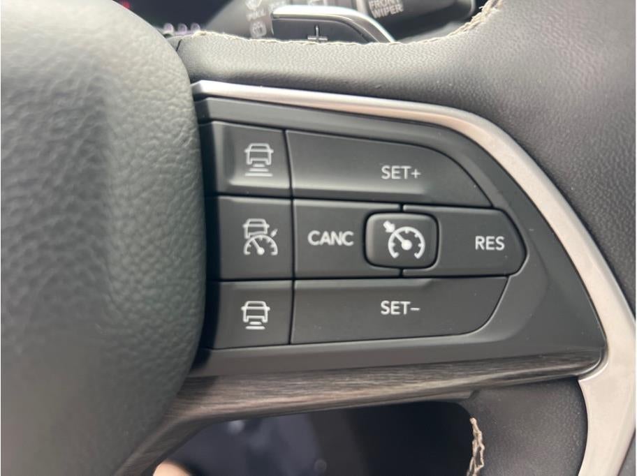 2024 Jeep Grand Cherokee 4xe Sport Utility 4D