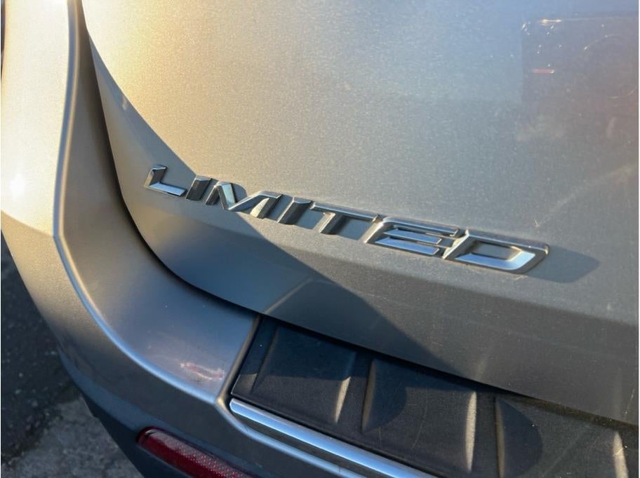 2022 Ford Explorer Limited Sport Utility 4D