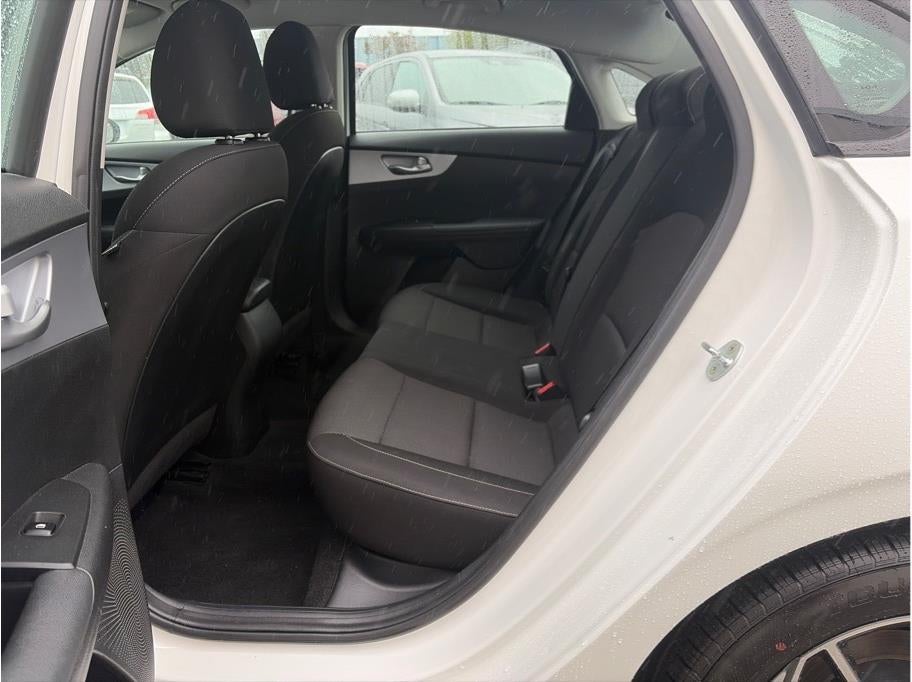 2023 Kia Forte LXS Sedan 4D