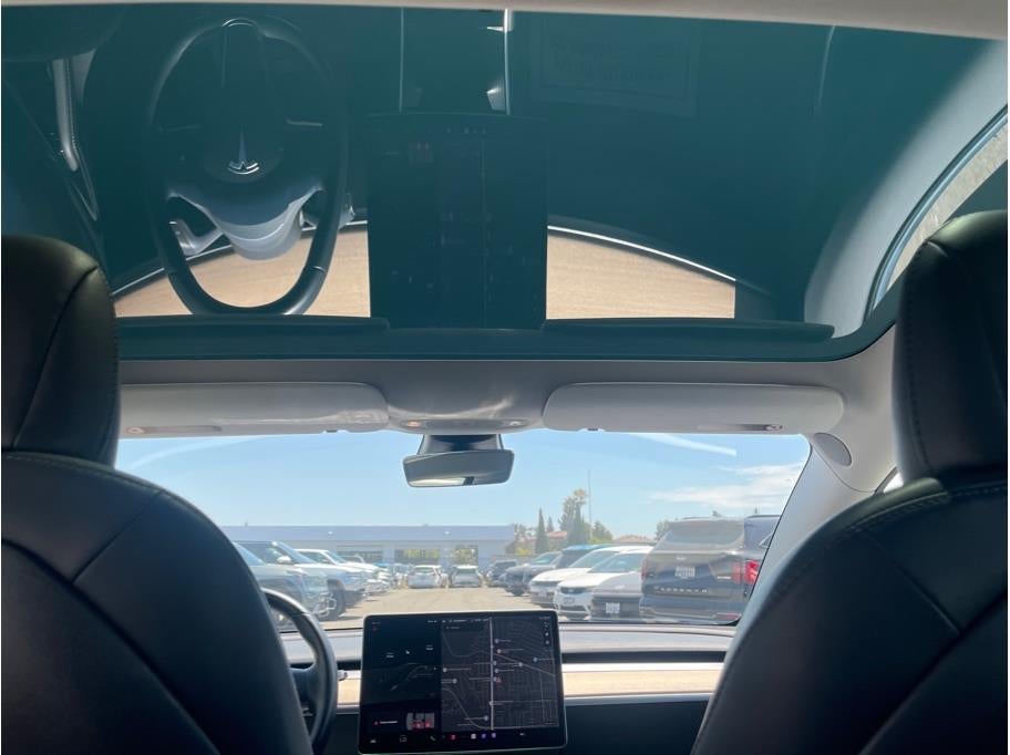 2019 Tesla Model 3 Standard Range Plus Sedan 4D
