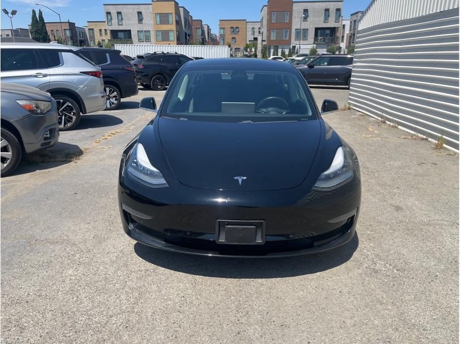 2019 Tesla Model 3 Standard Range Plus Sedan 4D