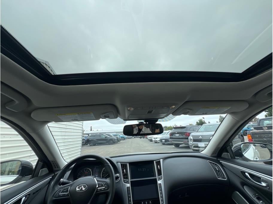 2023 INFINITI Q50 LUXE Sedan 4D