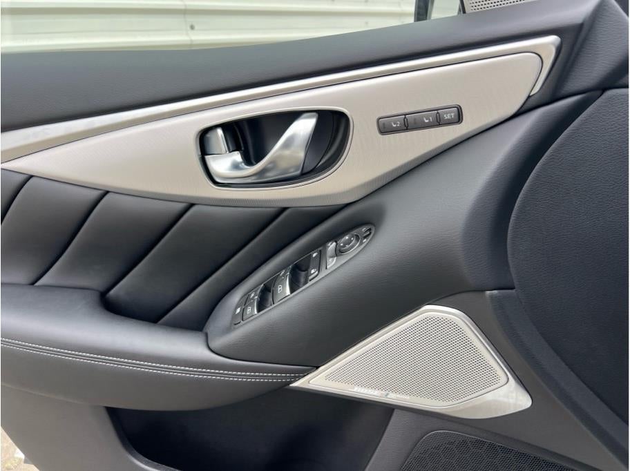 2023 INFINITI Q50 LUXE Sedan 4D