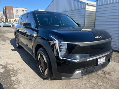 2024 Kia EV9 Light Sport Utility 4D