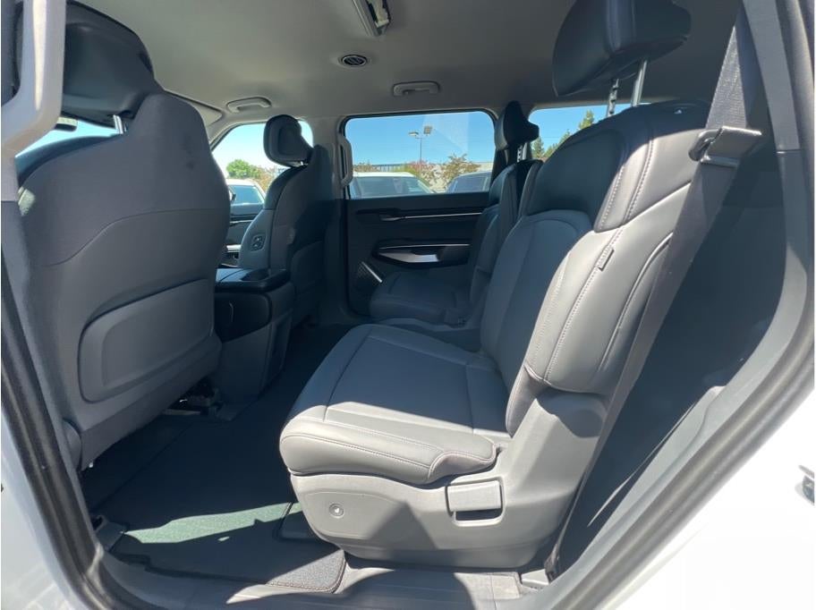 2024 Kia EV9 Light Long Range Sport Utility 4D