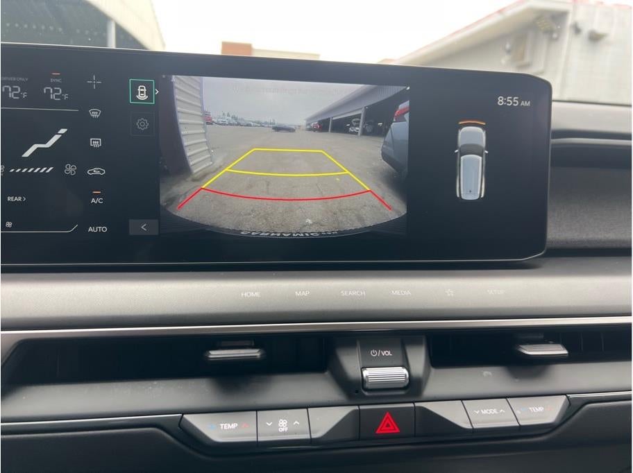 2024 Kia EV9 Light Long Range Sport Utility 4D