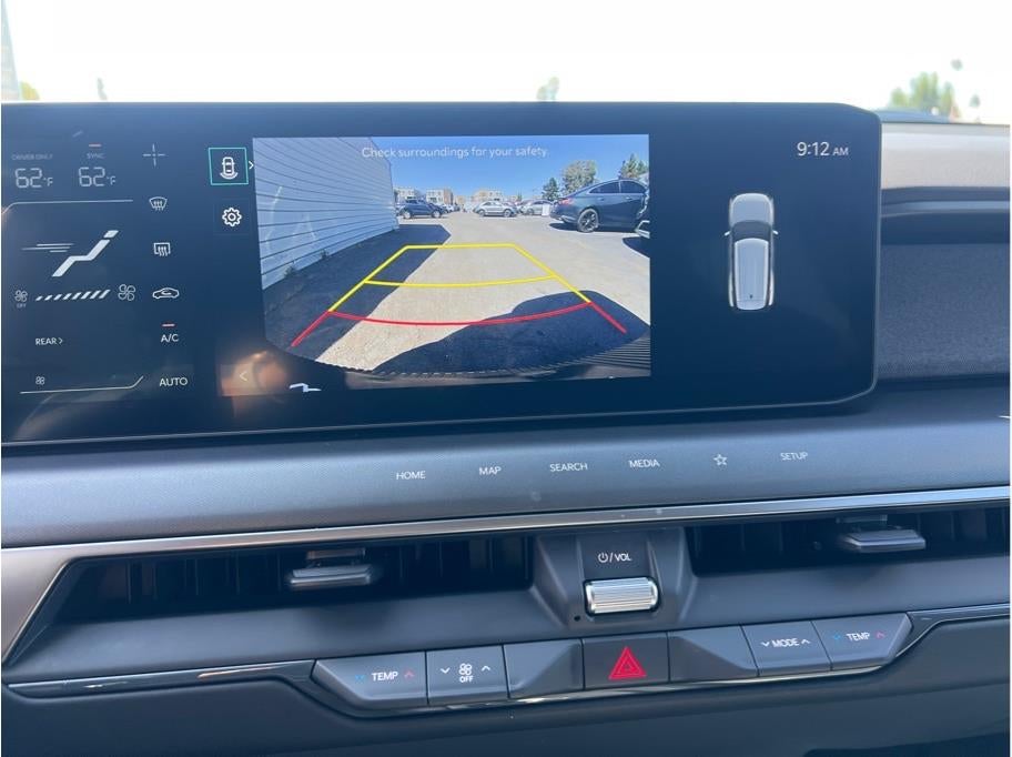 2024 Kia EV9 Light Long Range Sport Utility 4D