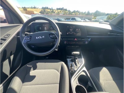 2025 Kia Niro LX Wagon 4D