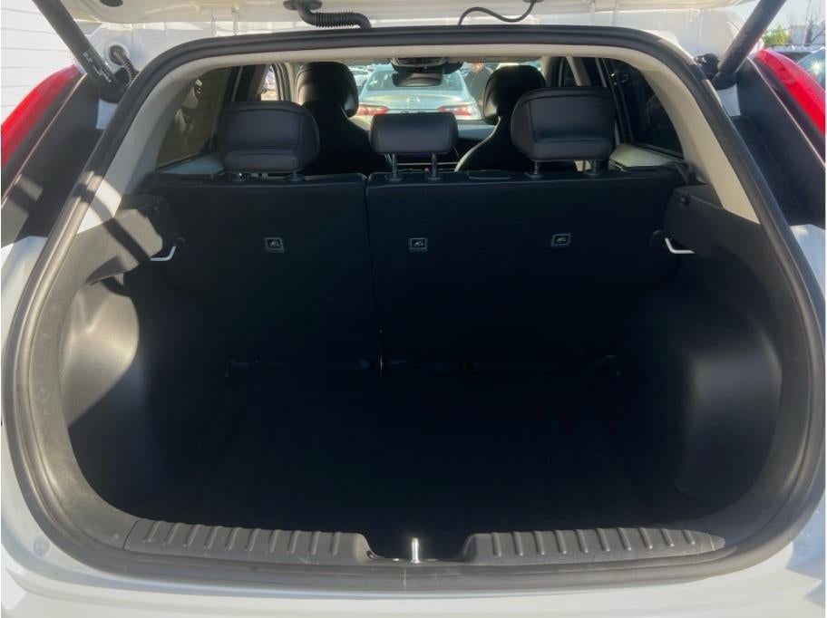 2023 Kia Niro EV Wave Wagon 4D