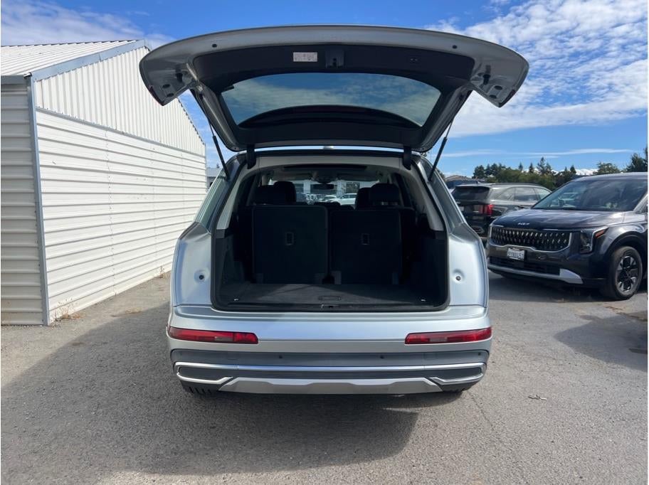 2024 Audi Q7 45 TFSI Premium Plus Sport Utility 4D
