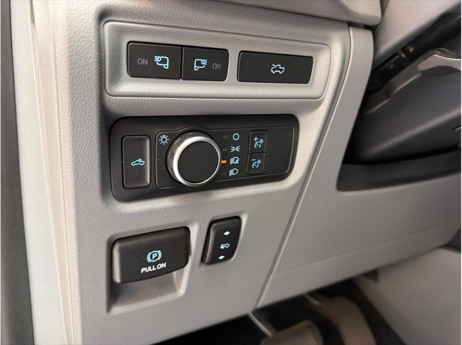 2023 Ford F150 Lightning XLT Pickup 4D 5 1/2 ft