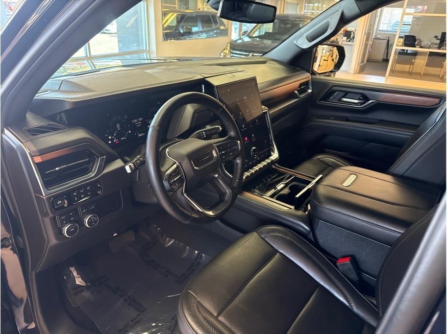 2025 GMC Yukon Denali Sport Utility 4D