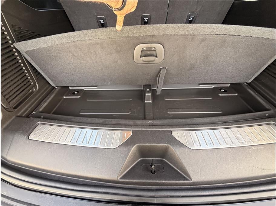 2025 GMC Yukon XL Denali Sport Utility 4D