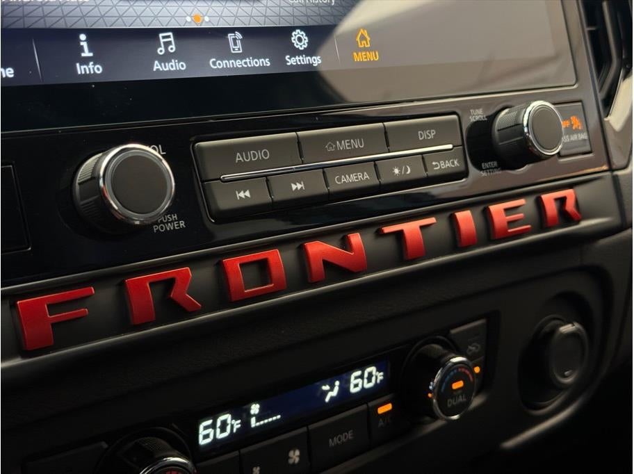 2026 Nissan Frontier Crew Cab PRO-4X Pickup 4D 5 ft