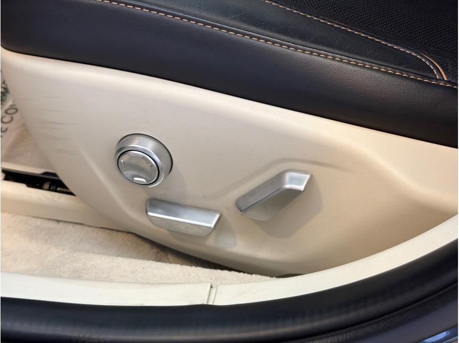 2023 LUCID Air Touring Sedan 4D