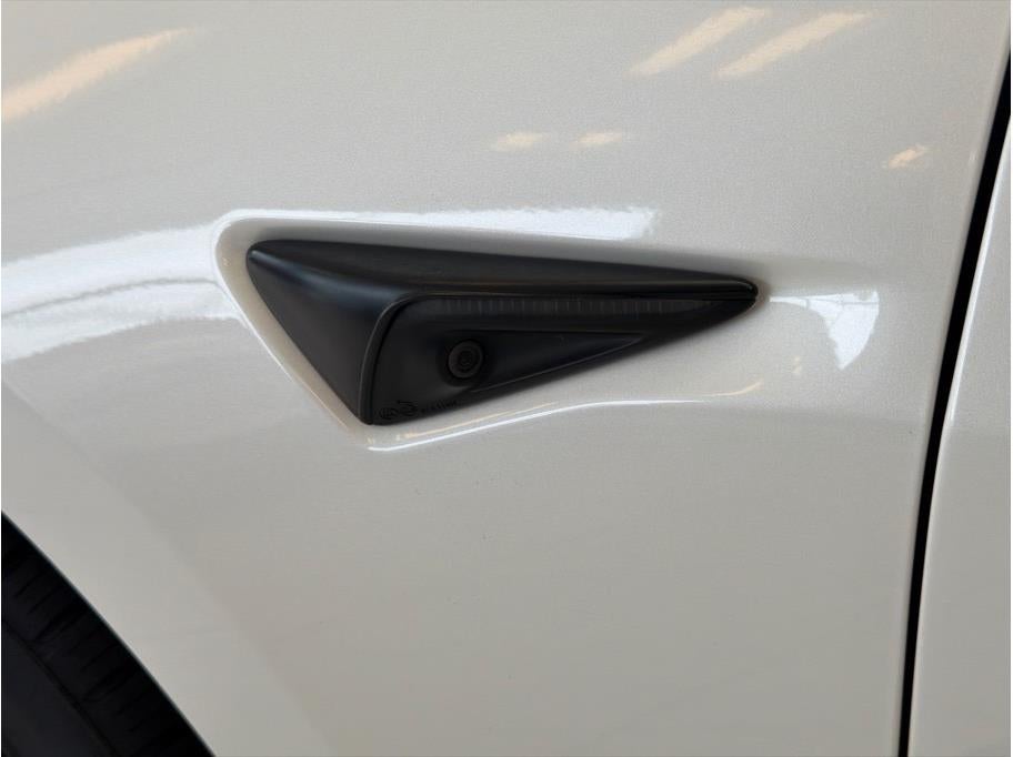 2022 Tesla Model 3 Long Range Sedan 4D