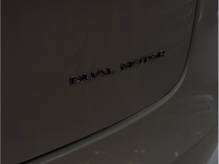 2022 Tesla Model 3 Long Range Sedan 4D