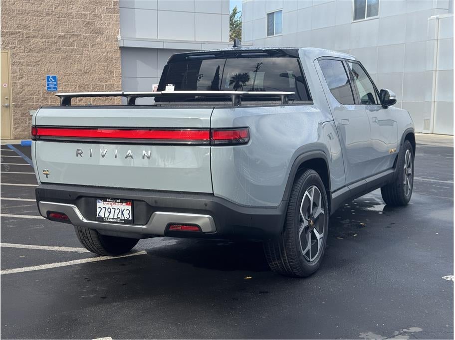 2022 Rivian R1T Adventure Pickup 4D 4 1/2 ft