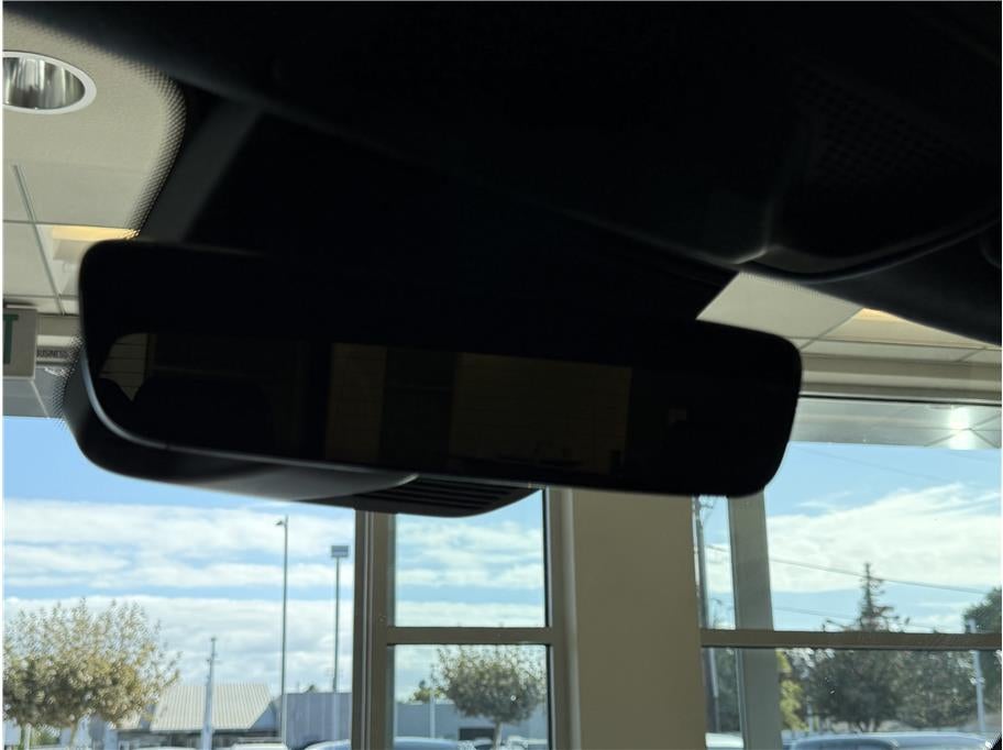 2022 Rivian R1T Adventure Pickup 4D 4 1/2 ft