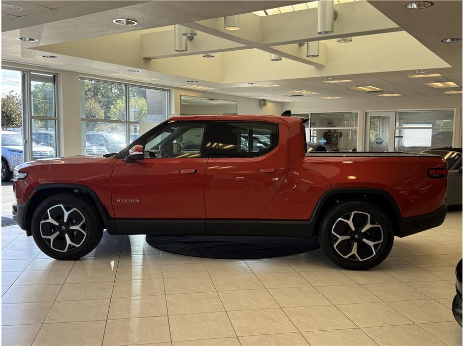 2022 Rivian R1T Adventure Pickup 4D 4 1/2 ft