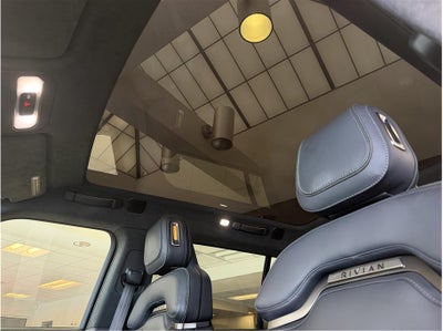 2024 Rivian R1S Dual Max Sport Utility 4D
