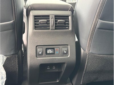 2025 Mitsubishi Outlander SEL Sport Utility 4D