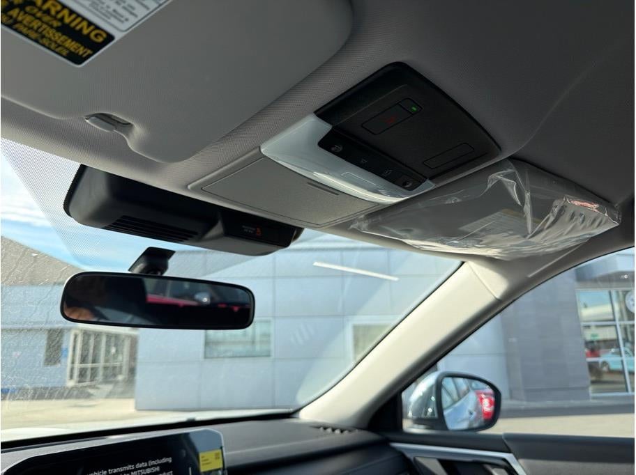 2025 Mitsubishi Outlander PHEV SE Sport Utility 4D