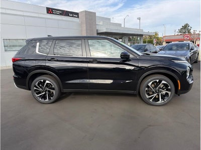 2025 Mitsubishi Outlander PHEV SE Tech Package