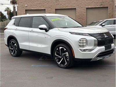 2025 Mitsubishi Outlander PHEV SE