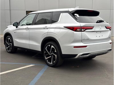 2025 Mitsubishi Outlander PHEV SE