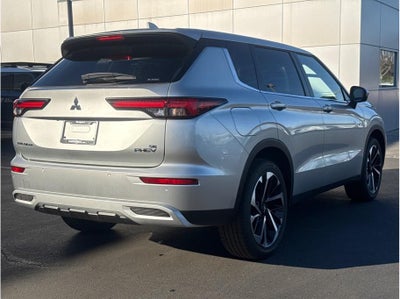 2025 Mitsubishi Outlander PHEV SE Tech Package