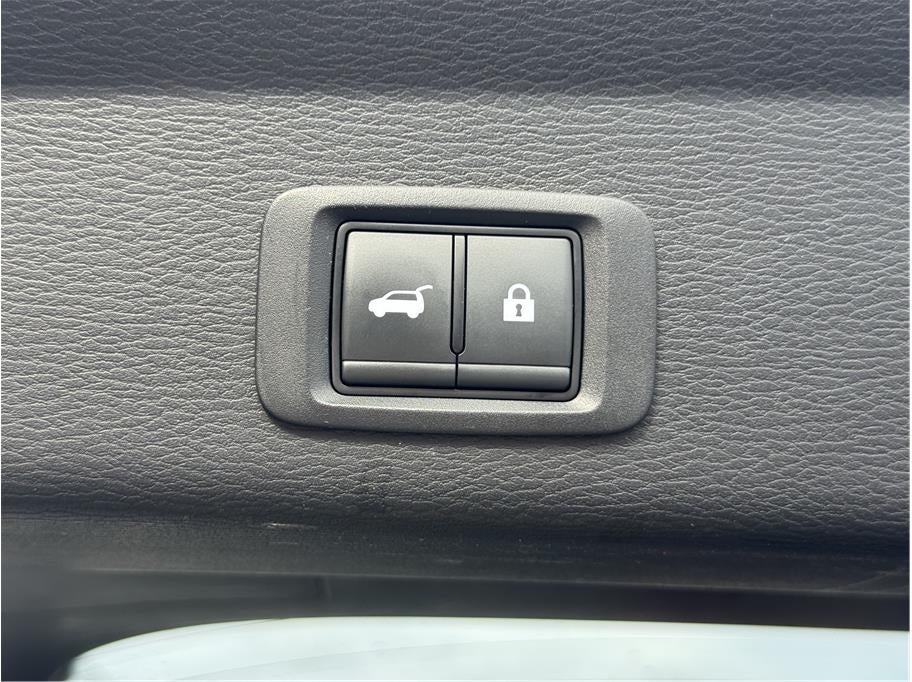 2023 Mitsubishi Outlander PHEV SEL Sport Utility 4D