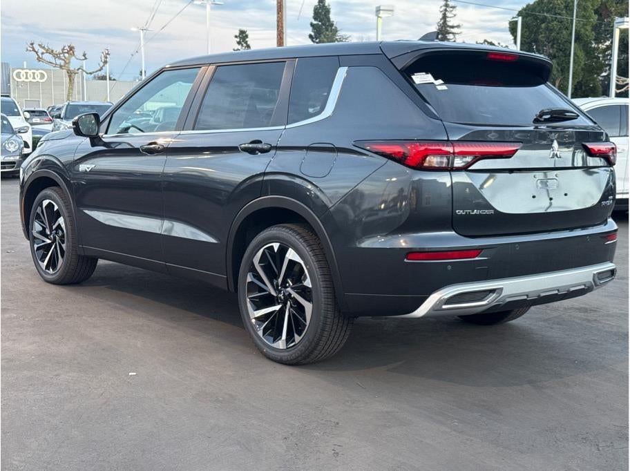 2025 Mitsubishi Outlander PHEV SE
