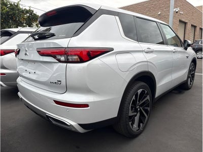 2025 Mitsubishi Outlander PHEV SE