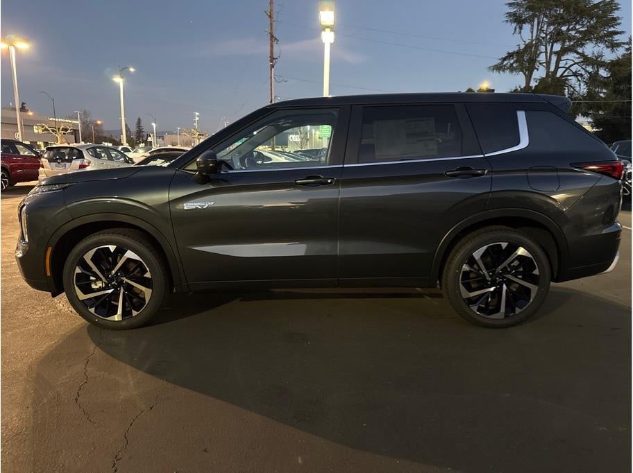 2025 Mitsubishi Outlander PHEV SE Tech Pacakge