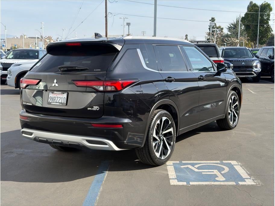 2024 Mitsubishi Outlander PHEV SEL Sport Utility 4D