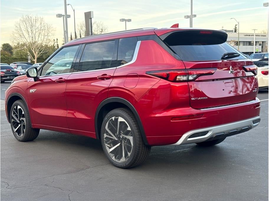 2025 Mitsubishi Outlander PHEV SEL