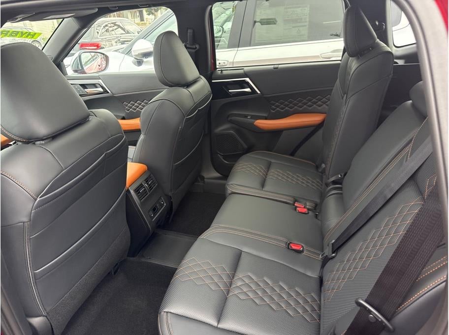 2025 Mitsubishi Outlander PHEV SEL Premium Package