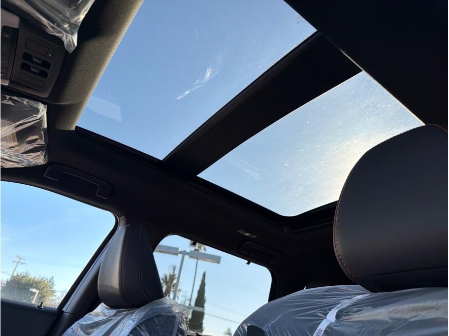 2025 Mitsubishi Outlander PHEV SEL Premium Package