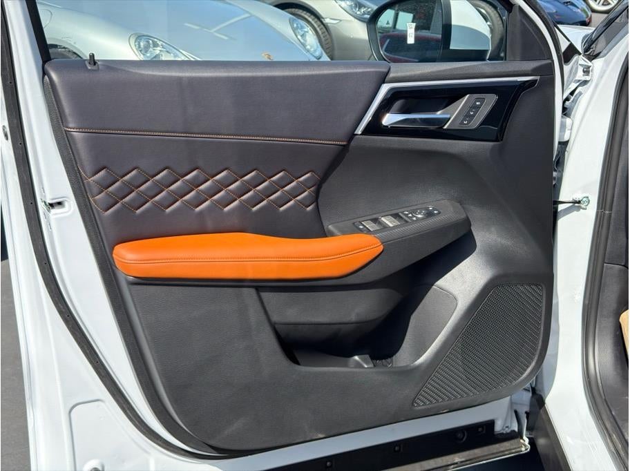 2025 Mitsubishi Outlander PHEV SEL Platinum Edition Sport Utility 4D