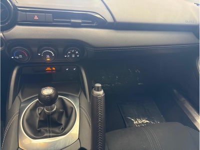 2024 Mazda Mazda MX-5 Miata Club Convertible 2D