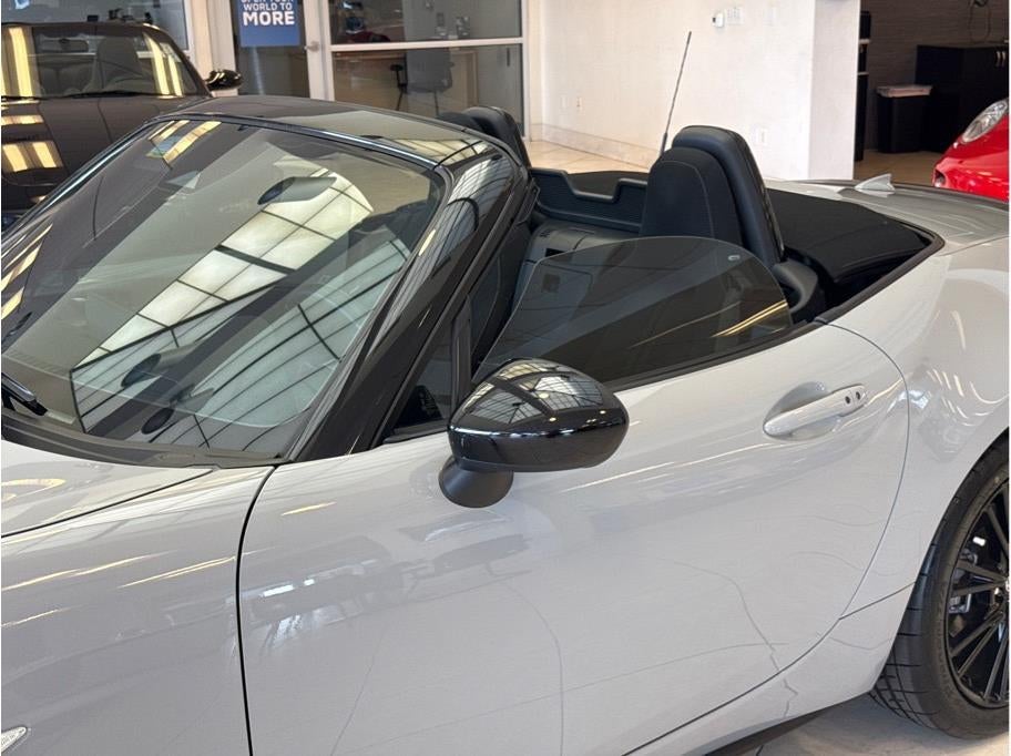 2024 Mazda Mazda MX-5 Miata Club Convertible 2D