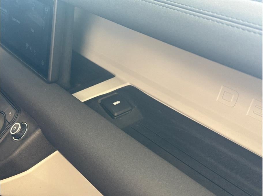 2021 Land Rover Defender 110 S Sport Utility 4D