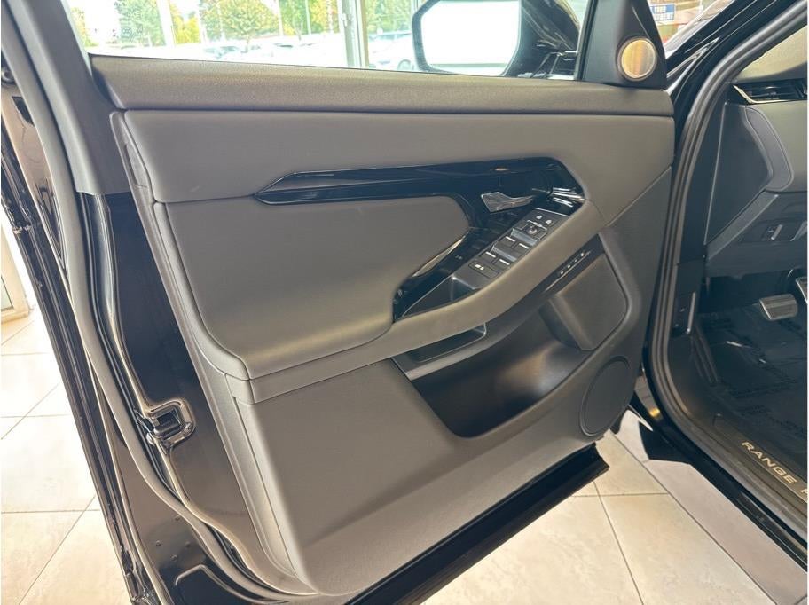 2024 Land Rover Range Rover Evoque P250 Dynamic SE Sport Utility 4D