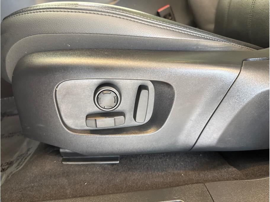 2024 Land Rover Range Rover Evoque P250 Dynamic SE Sport Utility 4D