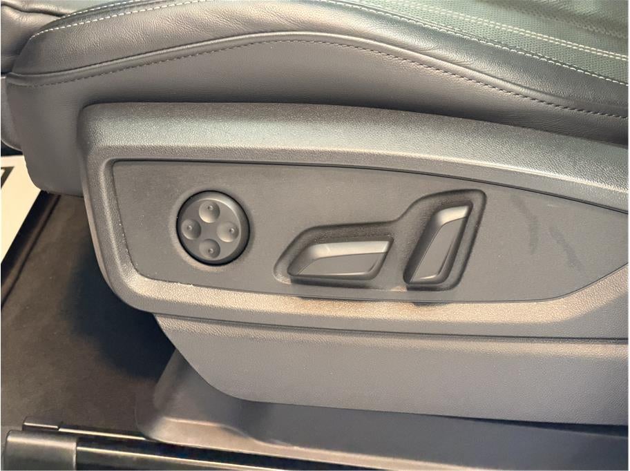 2021 Audi Q5 55 TFSI e Prestige Sport Utility 4D