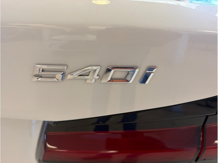 2021 BMW 5 Series 540i Sedan 4D